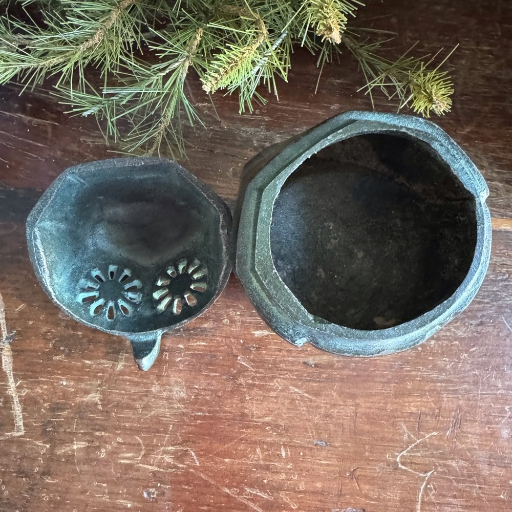 Antique Japanese Hook Nose Owl Censer Lantern - Picture 6 of 10